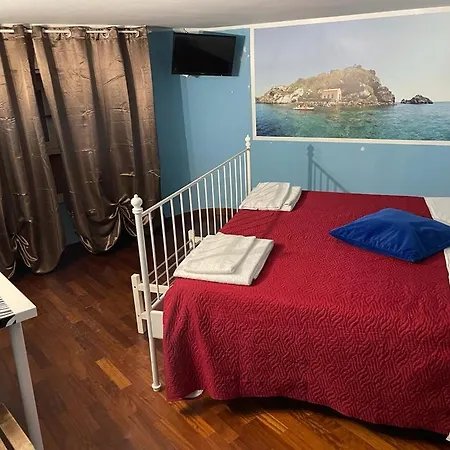 Bed & Breakfast Locami Holiday&rooms Jolanda Catania